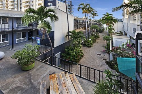 Adventurers Backpackers Hostel Townsville Exterior photo